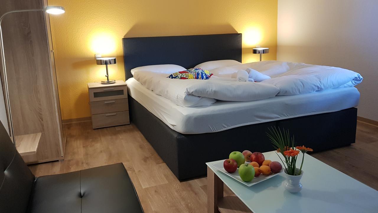 Aprotos Lueneburger Hof Hotel มุนสเตอร์ อิม ไฮเดอไครส์ ภายนอก รูปภาพ